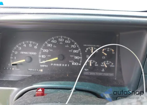 1999 Chevrolet Suburban 1500 Lt from USA, damaged, VIN 3GNEC16R0XG228425